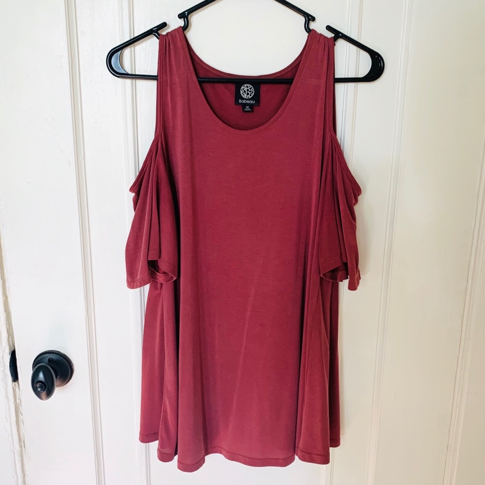 Bobeau Shoulder Cut Out Top